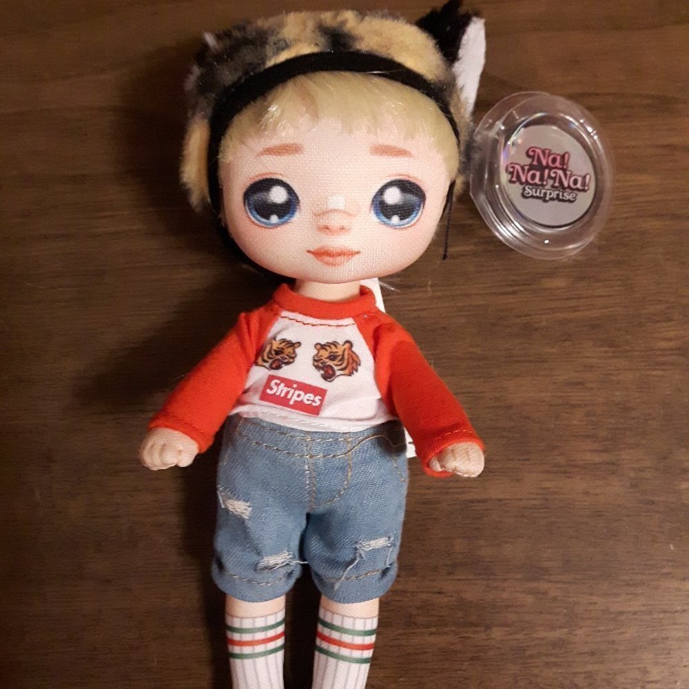 MGA Na Na Na Surprise CJ CUDDLES Tiger Doll